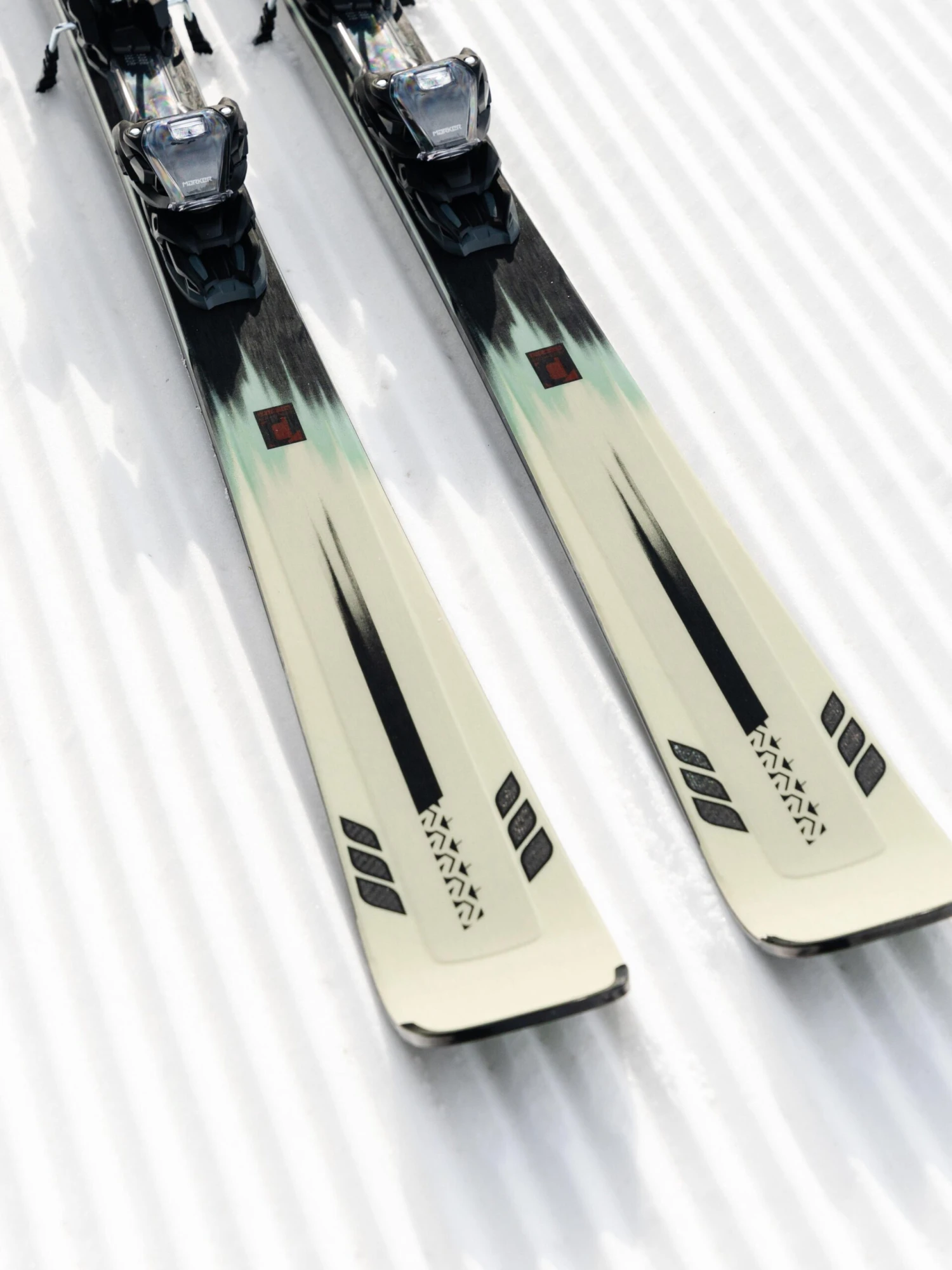 K2 Disruption MTi Women's Skis 2024 14 K2 Disruption MTi Women's Skis 2024 - Image 12