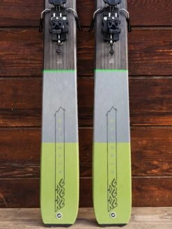 K2 Wayback 106 Men's Skis 2024 19 K2 Wayback 106 Men's Skis 2024 -Blizzard Fashion k2 2324 wayback 106 S230301301 8